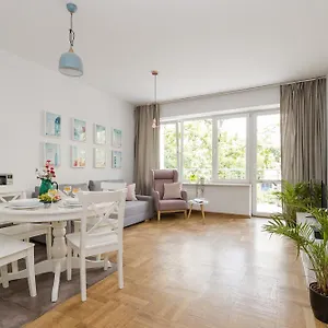 Apartment Shortstaypoland Krucza, Warsaw