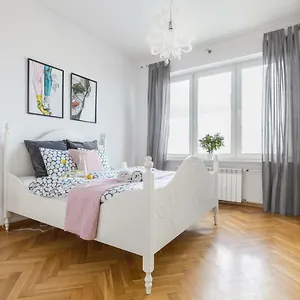 Apartment Palm Aparts View, Warsaw
