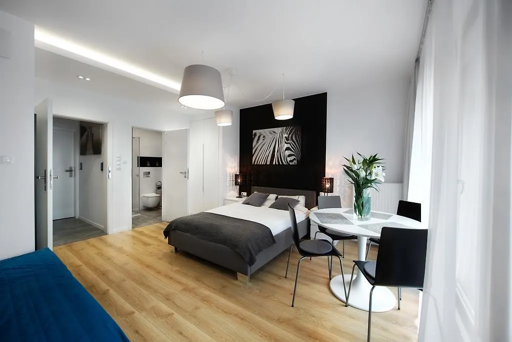 Kalia Apartments Varšava 0*,  Polsko